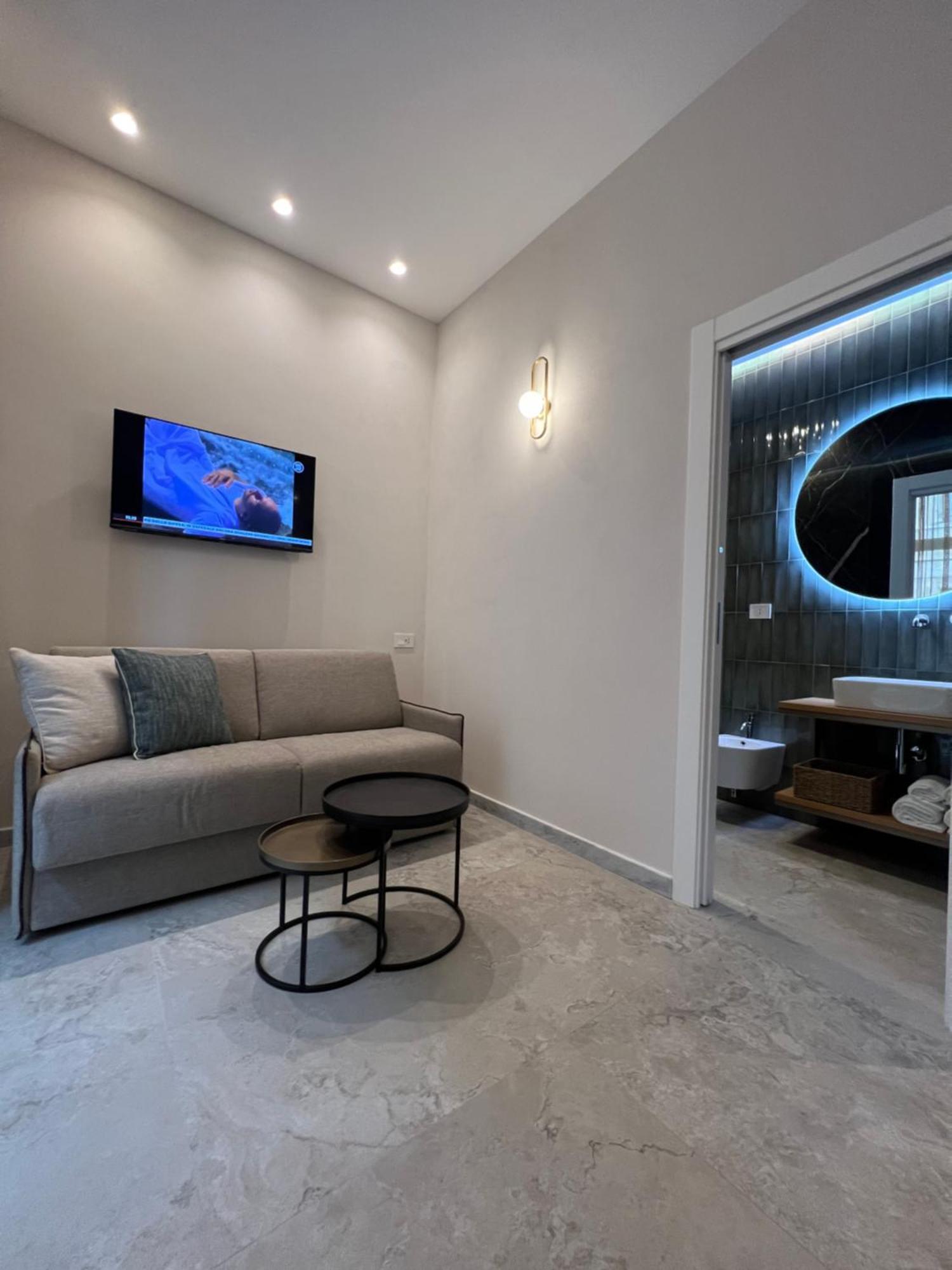 Elegant Rooms La Spezia Luaran gambar