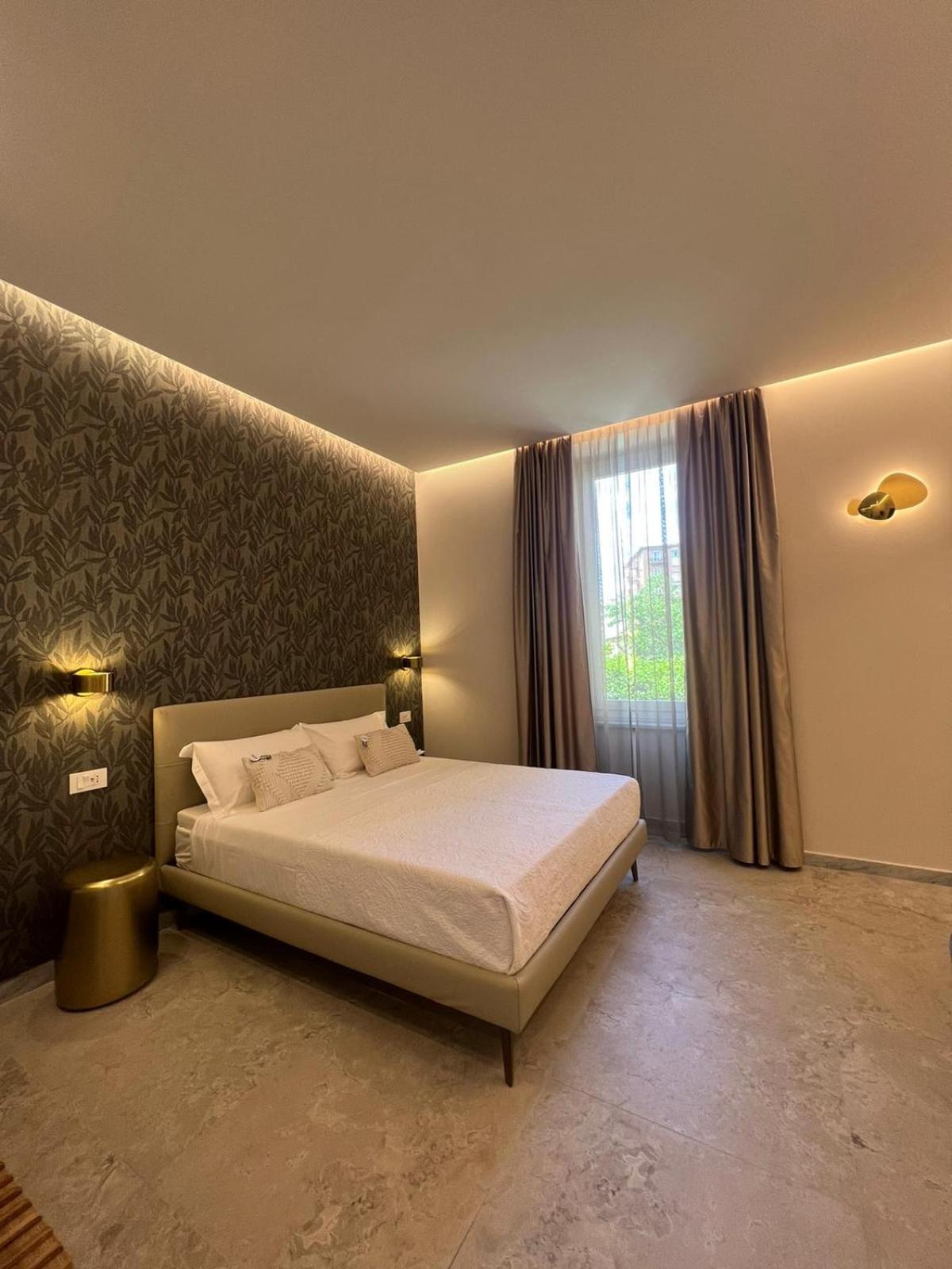 Elegant Rooms La Spezia Luaran gambar