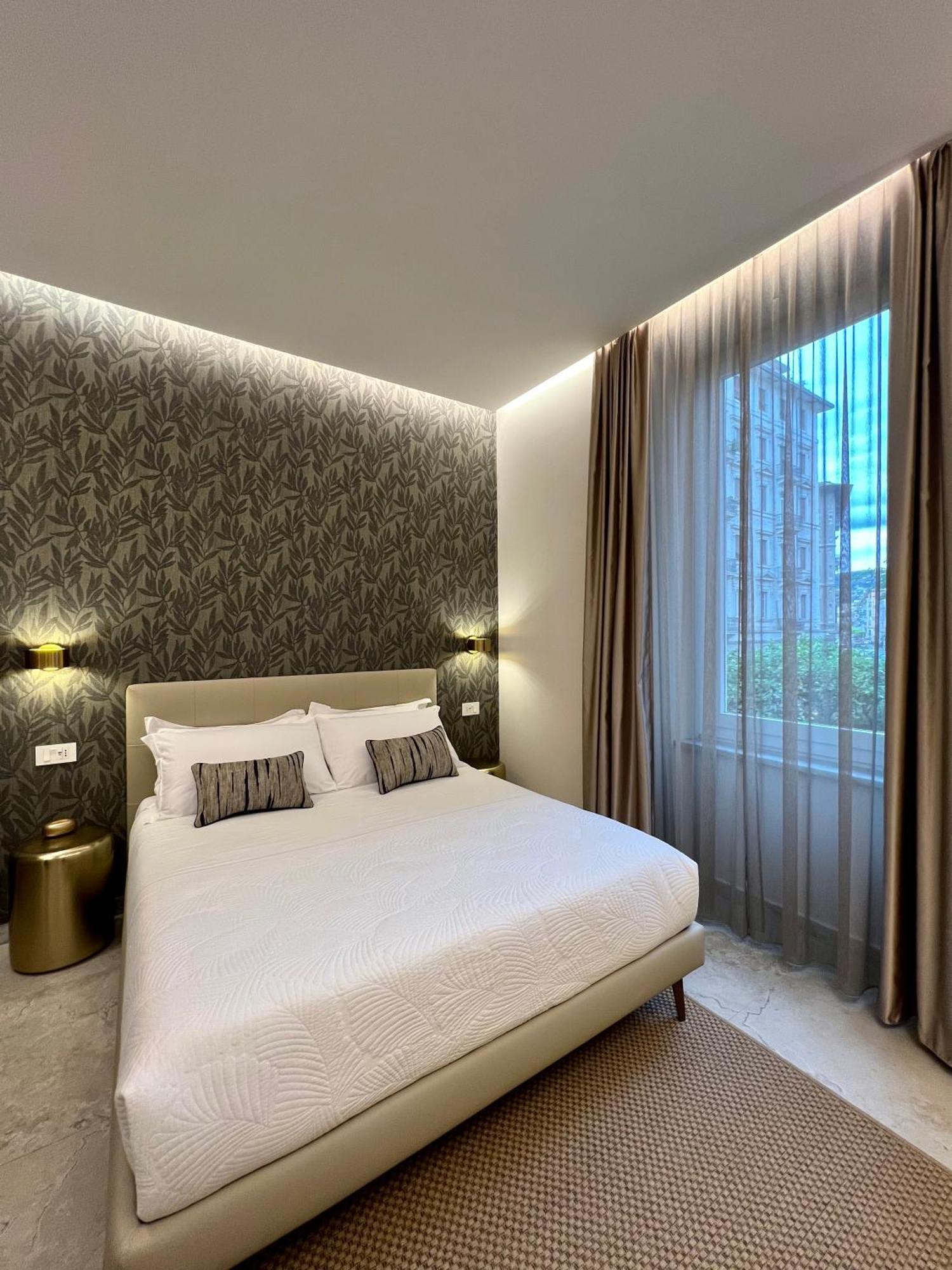 Elegant Rooms La Spezia Luaran gambar
