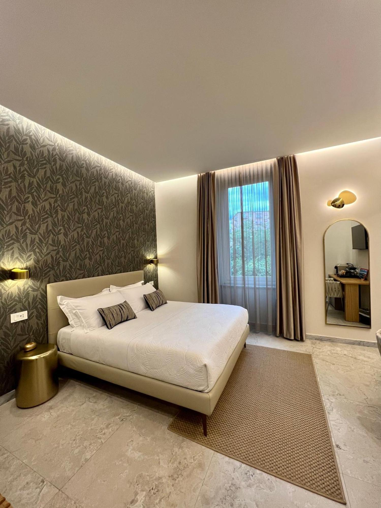 Elegant Rooms La Spezia Luaran gambar
