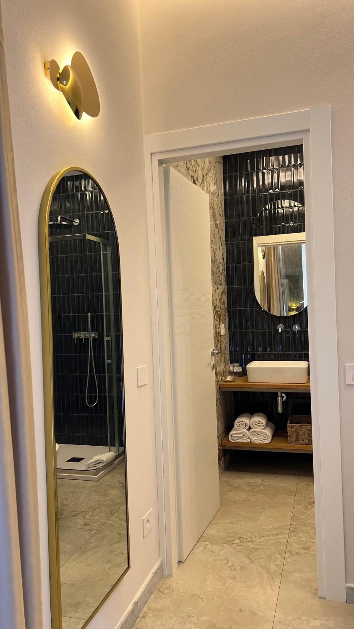 Elegant Rooms La Spezia Luaran gambar